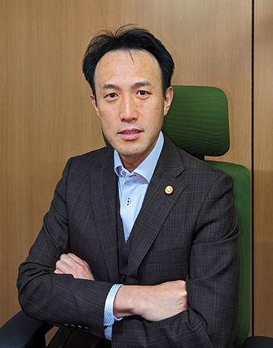 所長弁理士:居藤洋之